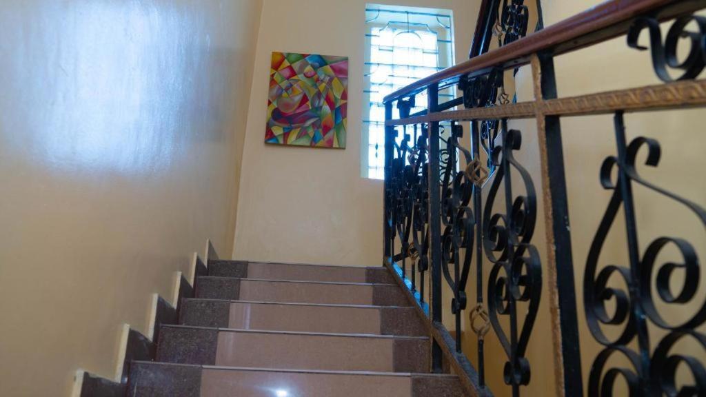Luxury Beach Villa Inn Daressalam Exterior foto